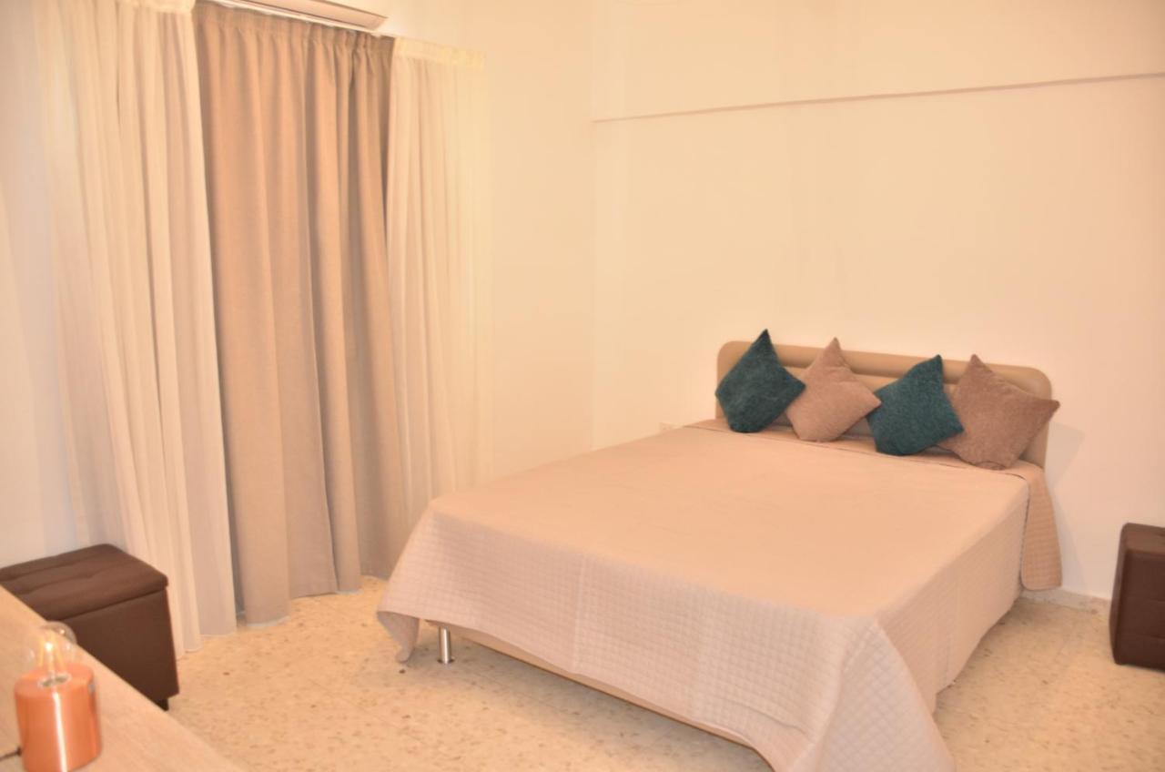 Almyria Apartments - By Imh Travel & Tours Paphos 外观 照片