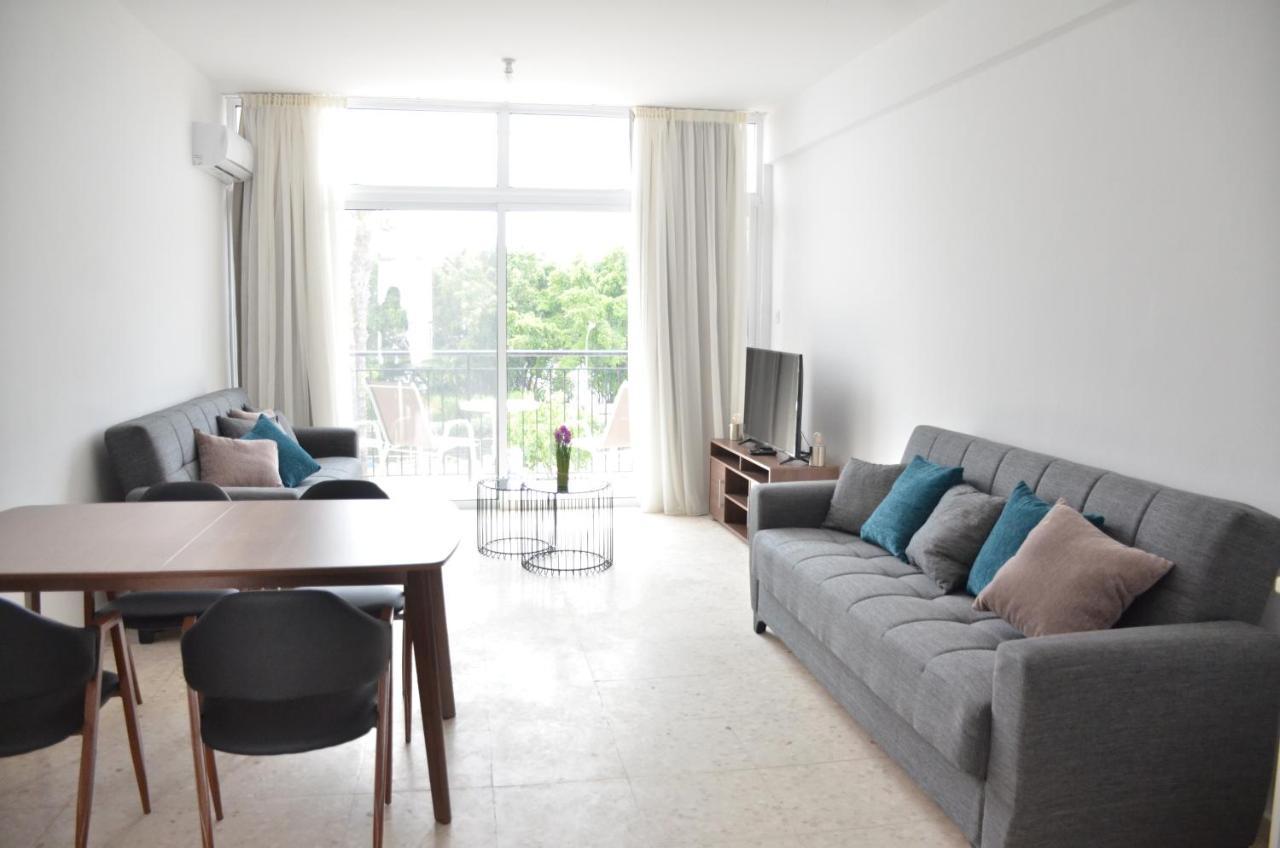 Almyria Apartments - By Imh Travel & Tours Paphos 外观 照片