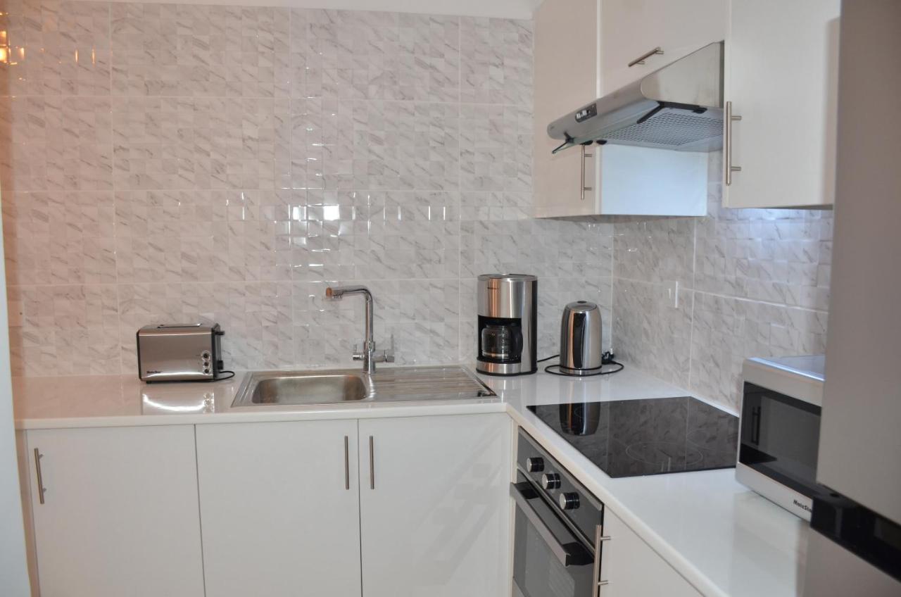 Almyria Apartments - By Imh Travel & Tours Paphos 外观 照片