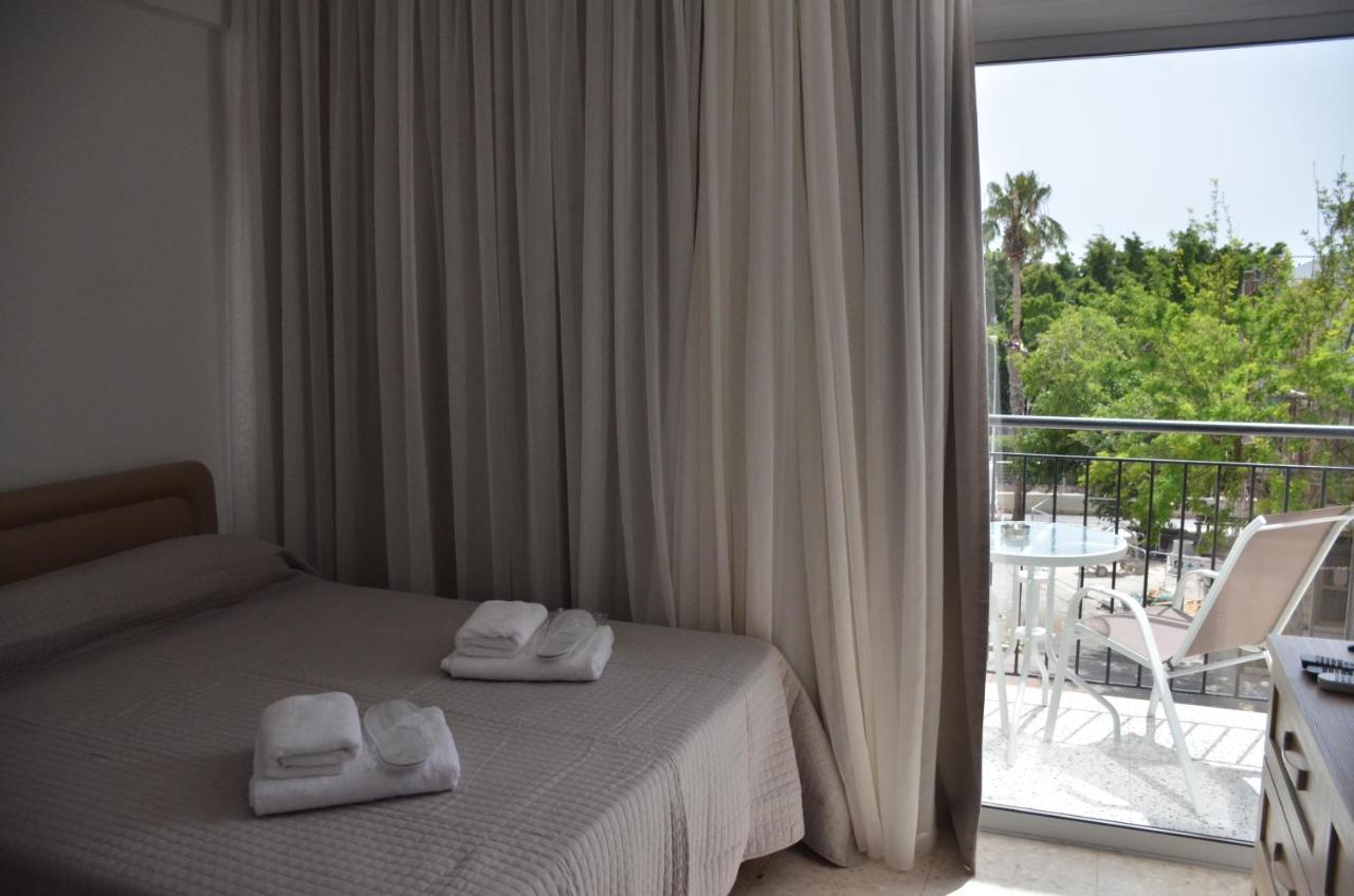 Almyria Apartments - By Imh Travel & Tours Paphos 外观 照片