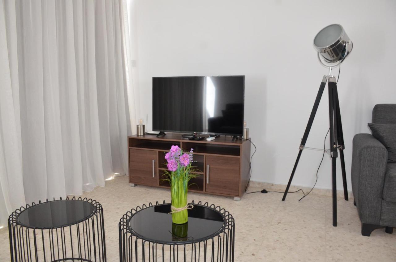 Almyria Apartments - By Imh Travel & Tours Paphos 外观 照片